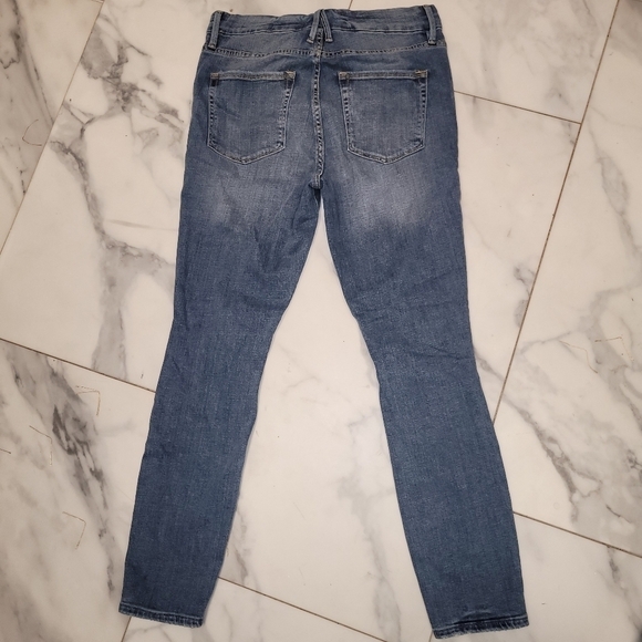 GOOD AMERICAN Good Legs High Waist Distressed Crop Skinny Jeans Size 6 / 29 - Picture 3 of 14